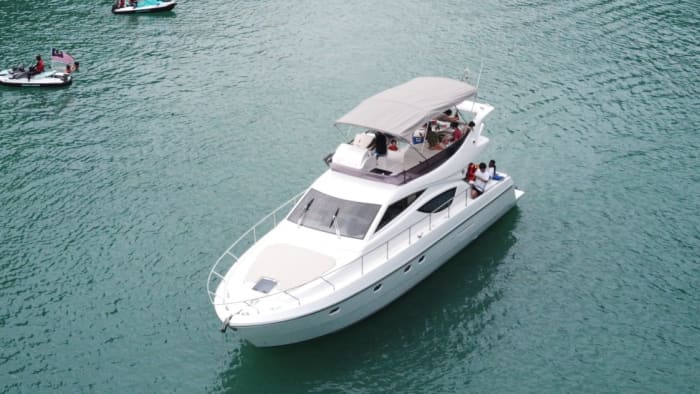 Koh Lipe Transfer mit der Motoryacht – 1,5 Stunden
