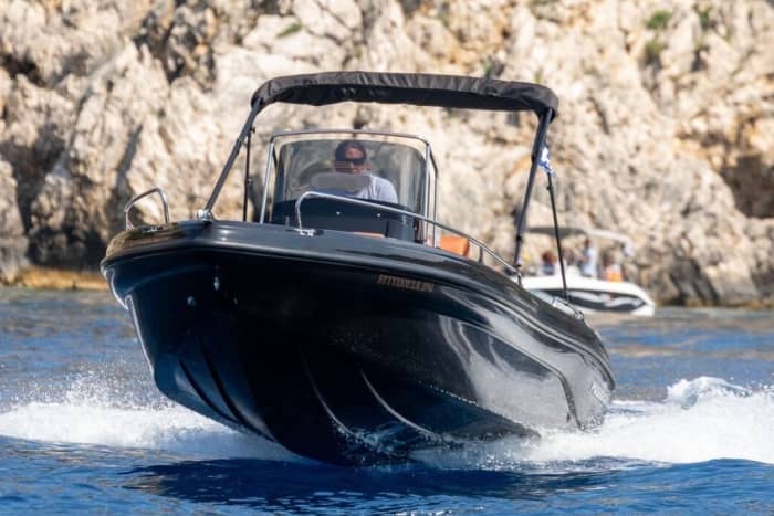 Privé-uitstapje op zee in Paleokastritsa met schipper