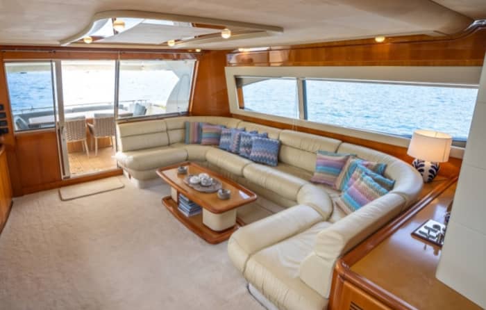 ✨ Luxury Yacht Party Experience ✨