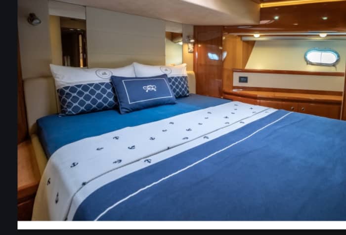 Luxury boat experience