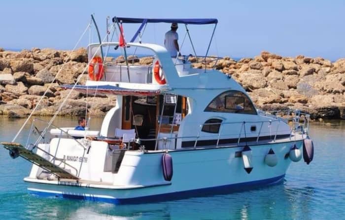 2,5 Stunden Sonne rund um Side auf einem Motorboot
