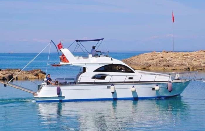 2,5 Stunden Sonne rund um Side auf einem Motorboot