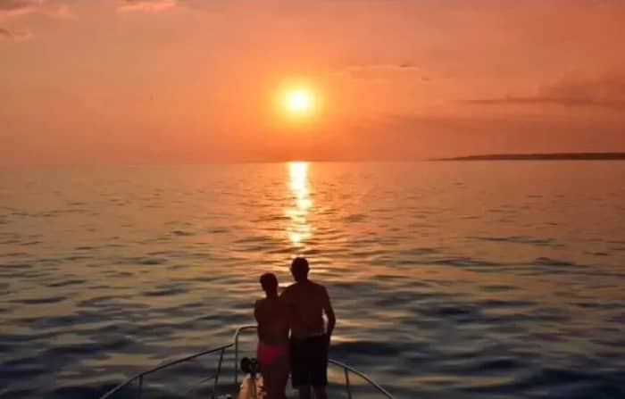 2,5 Stunden Sonne rund um Side auf einem Motorboot