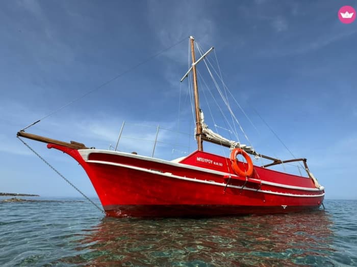 Luxe lunchcruise – grotten, baaien en verse vangst