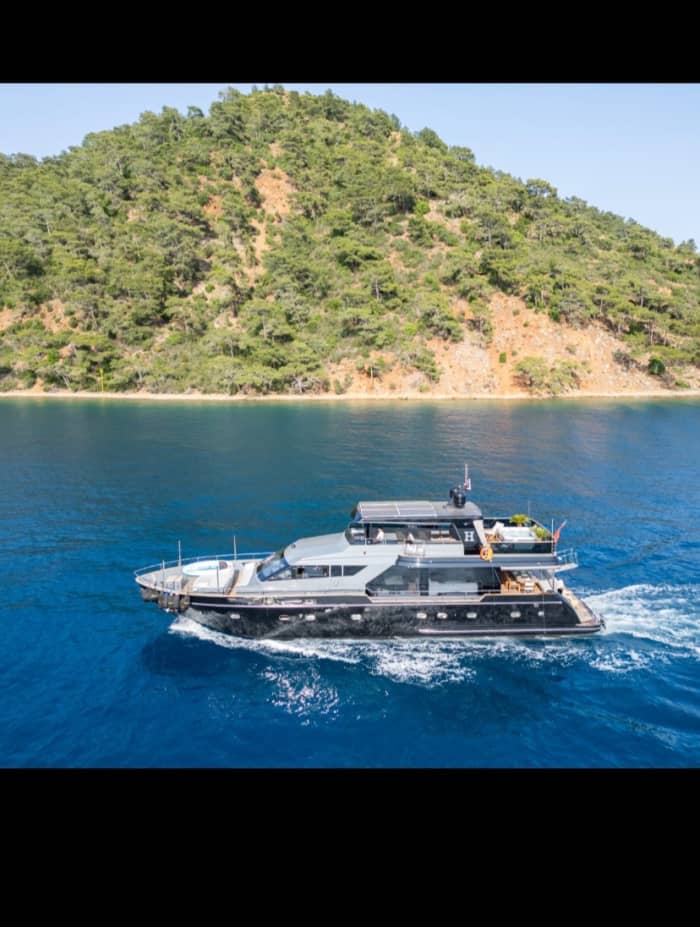 Luxury Yacht with Jacuzzi in Göcek | Explore Hidden Bays & Islands