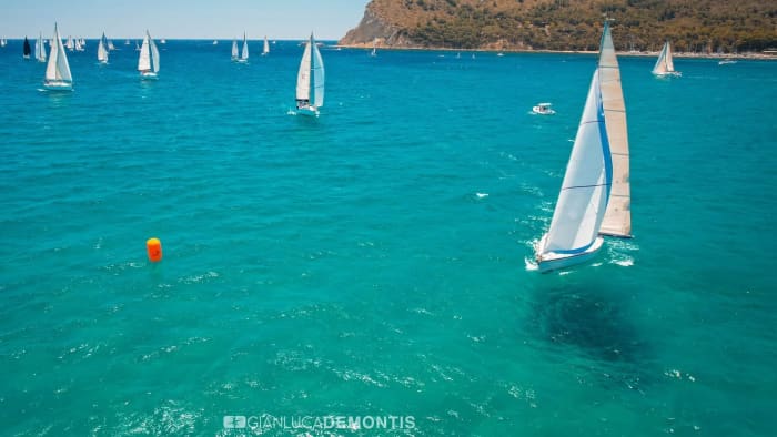 Half-day sailing trip in Cagliari: the Devil's Saddle and the coves