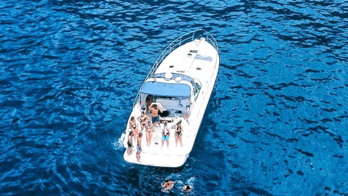 Naviga a Madeira con stile: fuga di un giorno intero