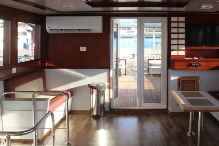 Une croisière sur mesure à Hurghada : une journée magique à bord d'un yacht à moteur