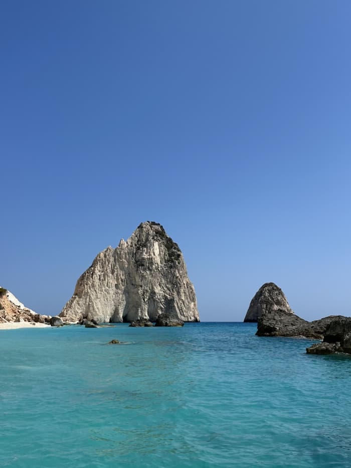 A legendary experience: 6h to discover Zakynthos on a motorboat