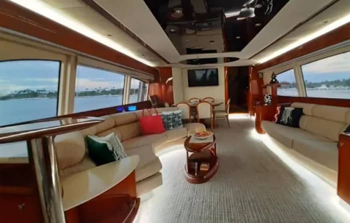 Luxus-Auszeit – Yacht-Abenteuer zur Insel Saona und nach Palmilla!