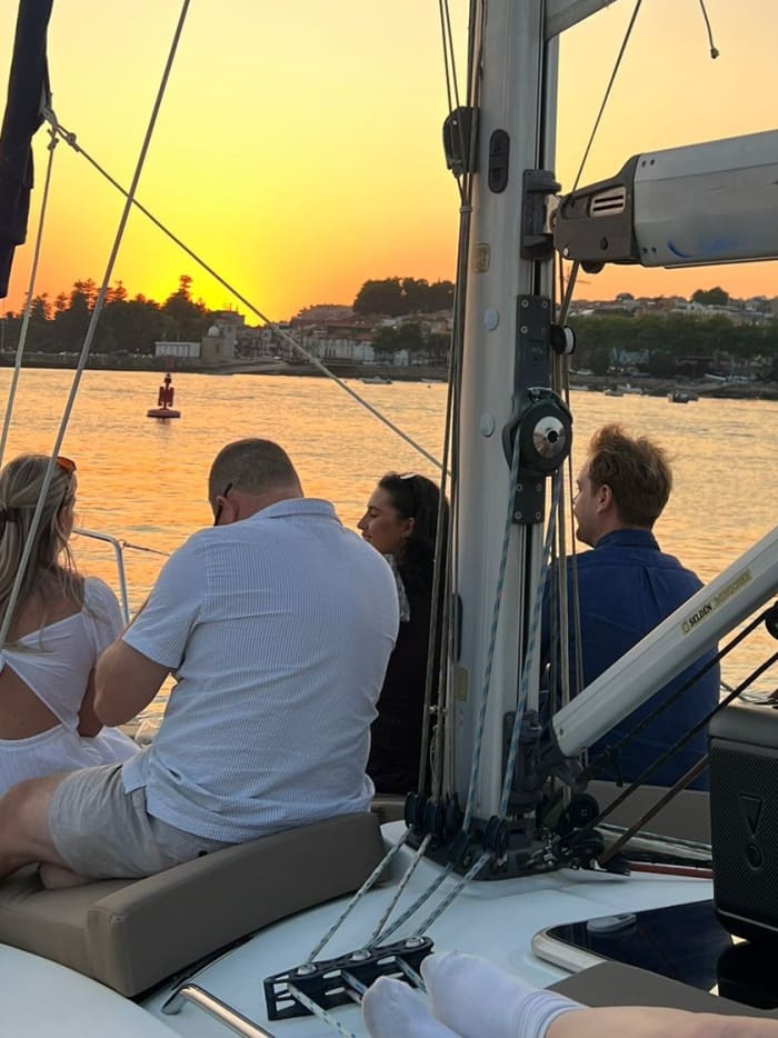 Golden Hour on Sailboat: The 2-Hour Sunset Tour That's The Perfect Way To End Your Day