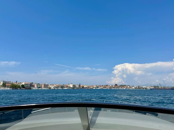 Luxury redefined in Argostolion: An unforgettable day on a motor yacht