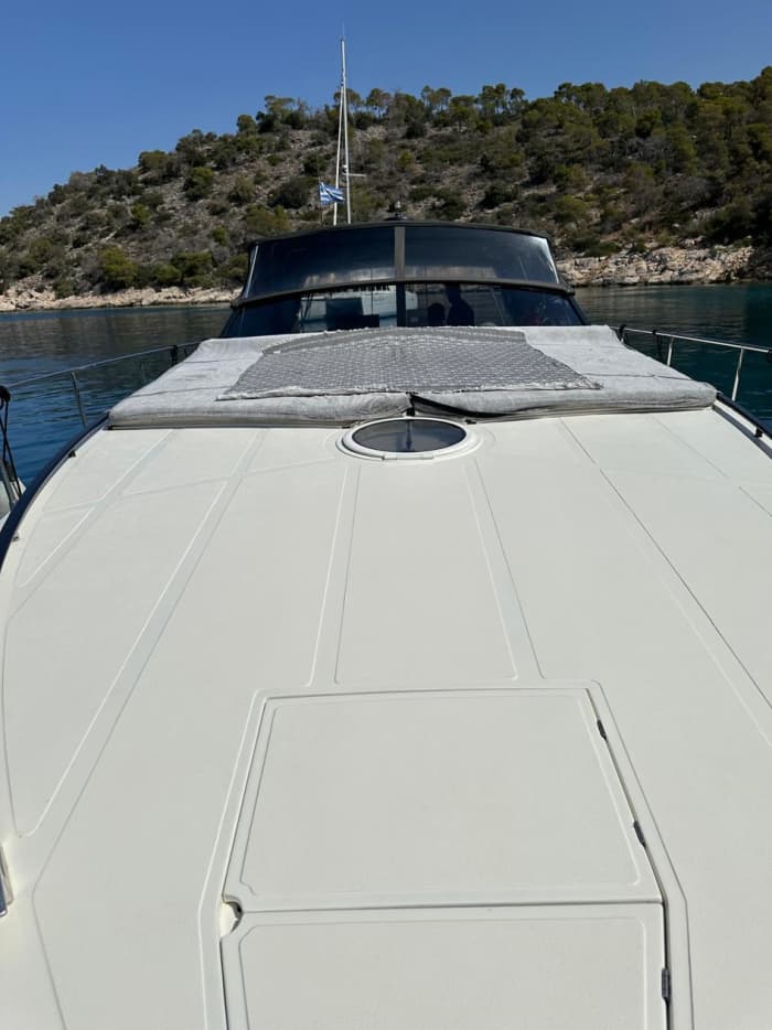 Luxury redefined in Argostolion: An unforgettable day on a motor yacht
