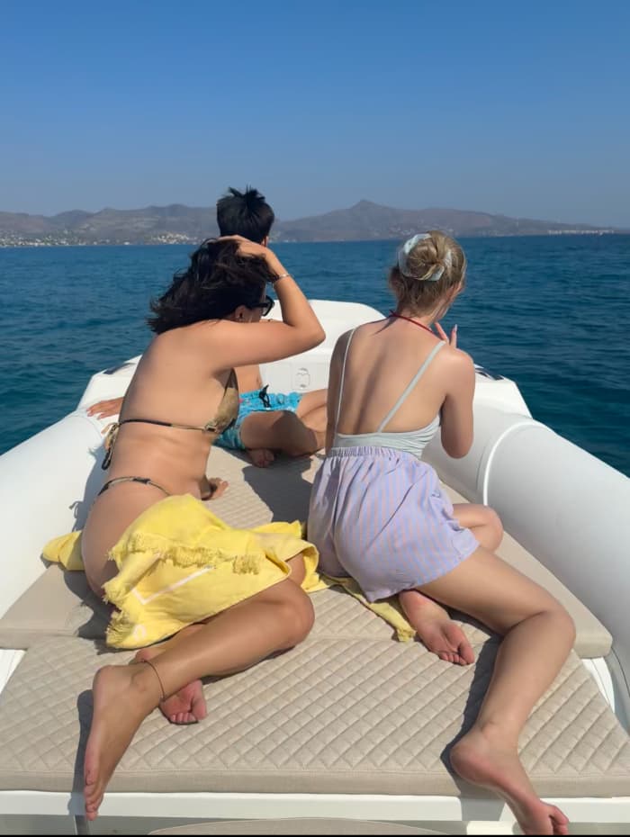 Full-Day Private Cruise – Experience in 5 Saronic Islands