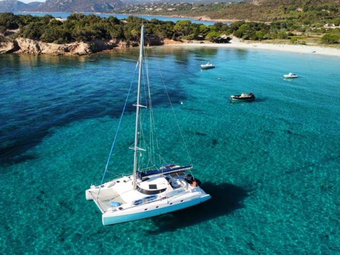Catamaran sailing