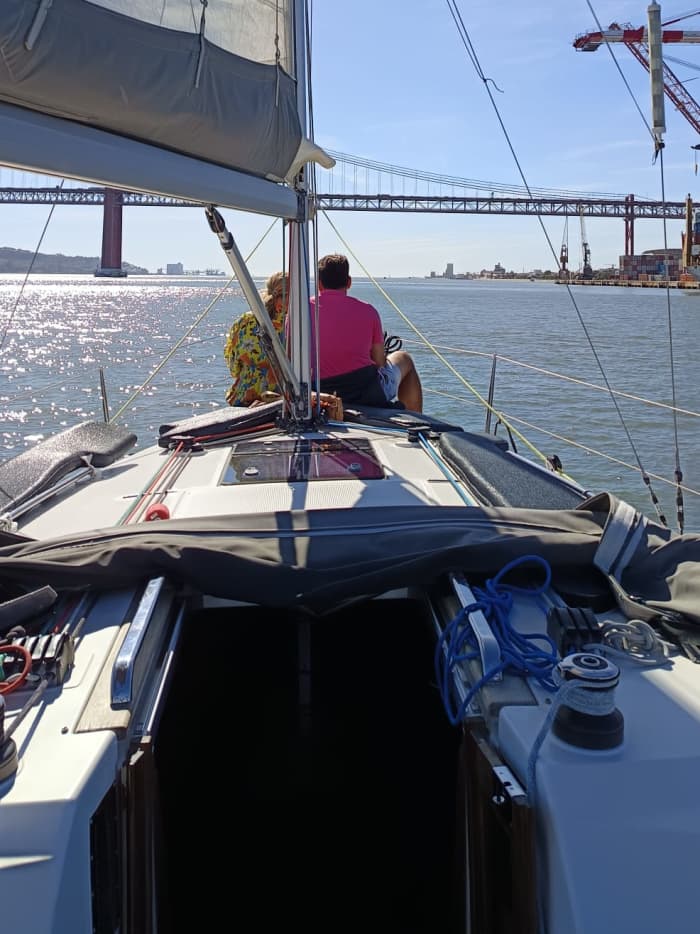 Six Hours of Lisbon Bliss: A Complete Tour from Doca de Bom Sucesso