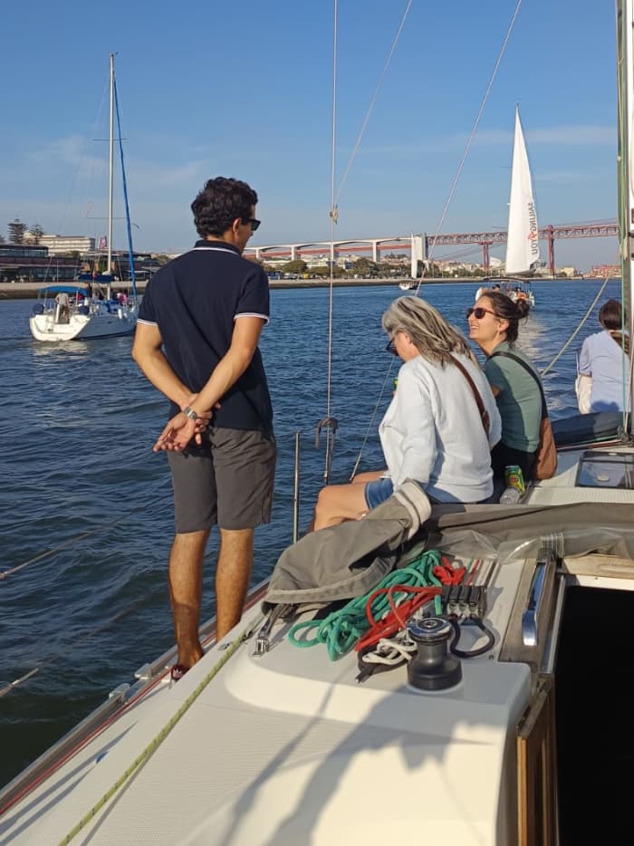 Six Hours of Lisbon Bliss: A Complete Tour from Doca de Bom Sucesso