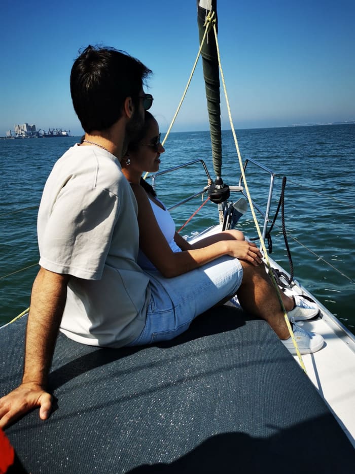 Six Hours of Lisbon Bliss: A Complete Tour from Doca de Bom Sucesso