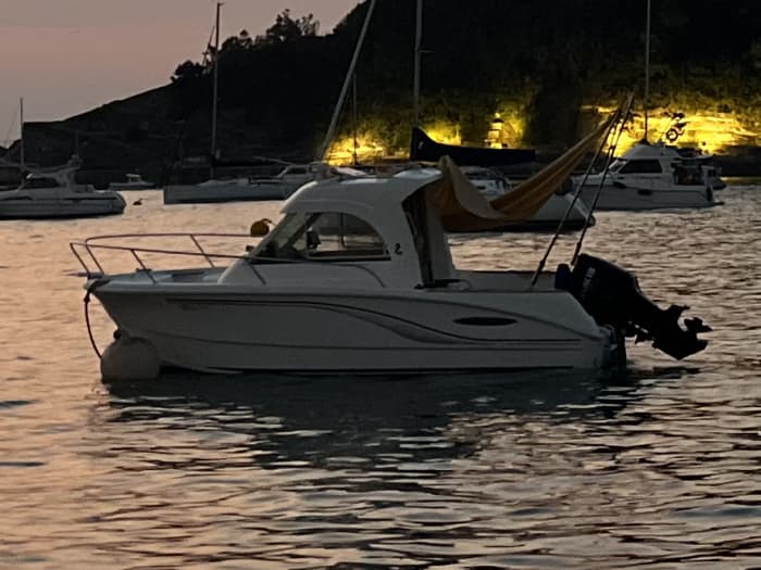 Sunset: 3 hours of calm and sea