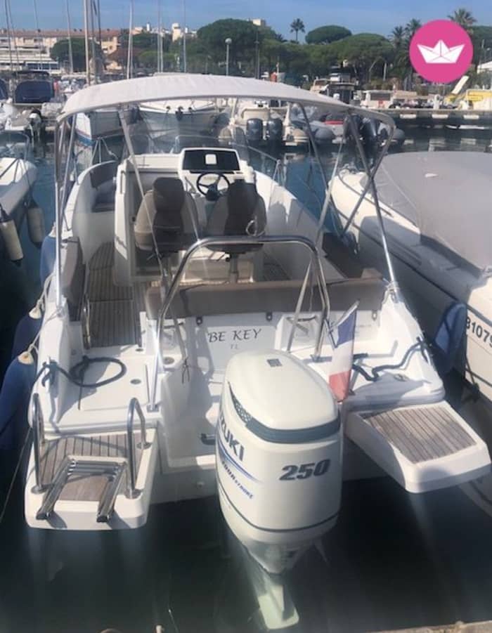 Escapade matinale au marché de Saint-Tropez – Sortie en bateau