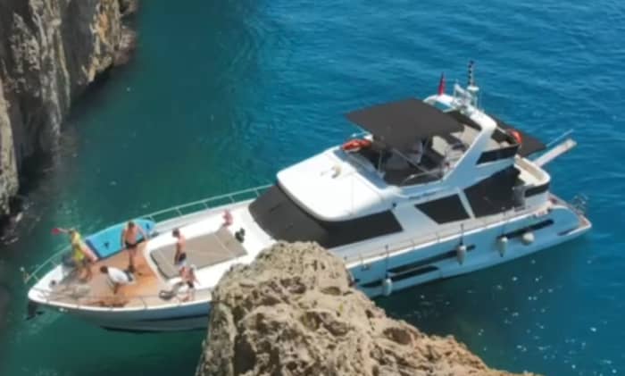 Mediterranean Queen 25 Person