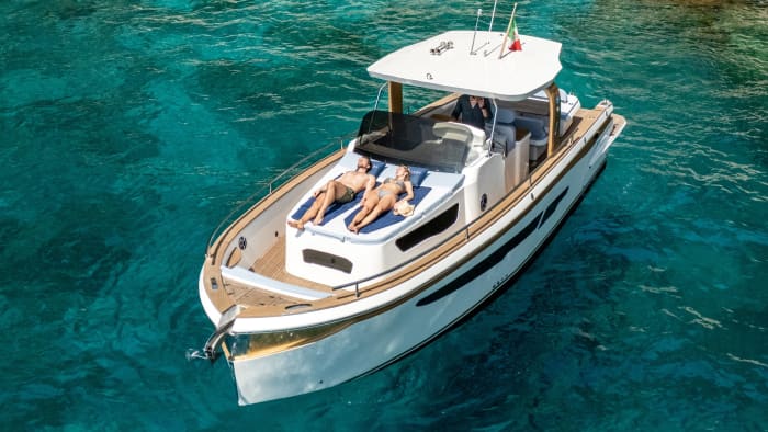 VIP Private Tour: Capri & Faraglioni on a NEW 2026 luxurious 38-foot vessel