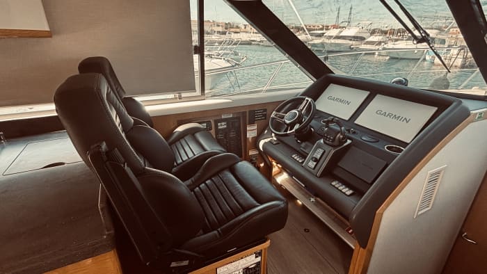 Sunset privé en yacht avec skipper – Marseille