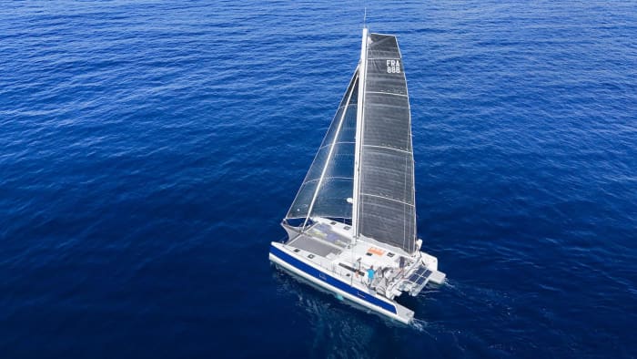 3h - Soleil, mer et voile : l'escapade côtière ultime à Barcelone