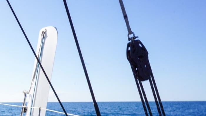 3h - Soleil, mer et voile : l'escapade côtière ultime à Barcelone