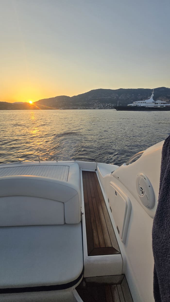 Exceptional half-day yacht trip on the French Riviera