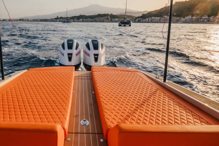 Taormina et Isola Bella : journée privée complète à Lipari 31 · 7 heures