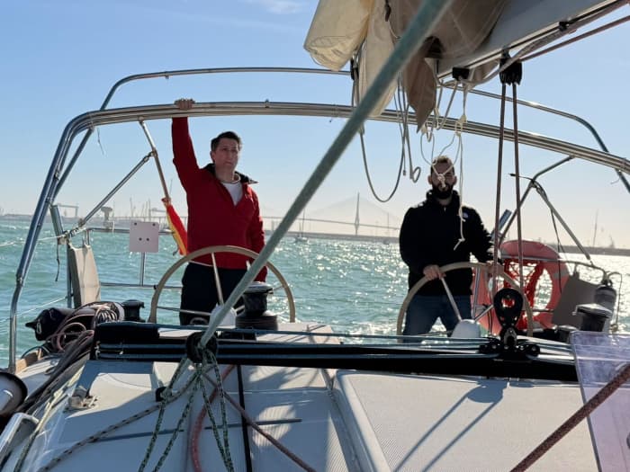 A Morning of Sailing, Sea and Freedom in the Bay of Cadiz