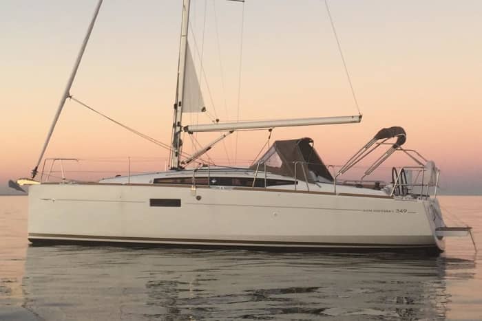 MET SCHIPPER, GEEN AANBETALING, INCLUSIEF PADDLE SURF, OPBLAASBAAR MATRAS EN BRANDSTOF!! Een hele dag zeilen – Ontdek Cádiz op je eigen tempo