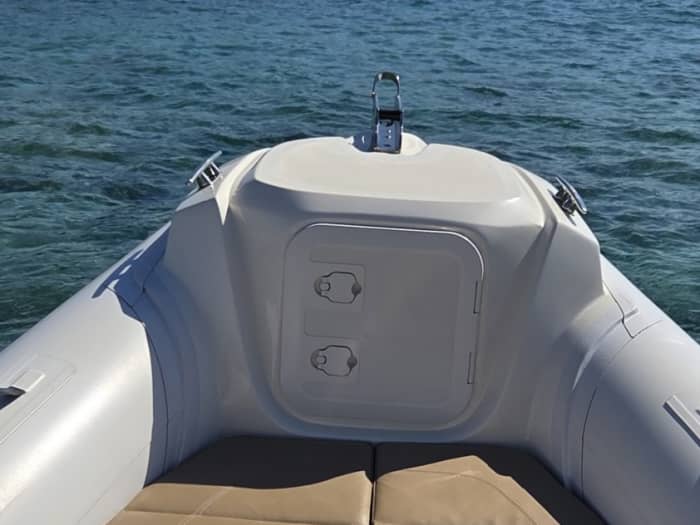 Boat trip through the coves of Menorca