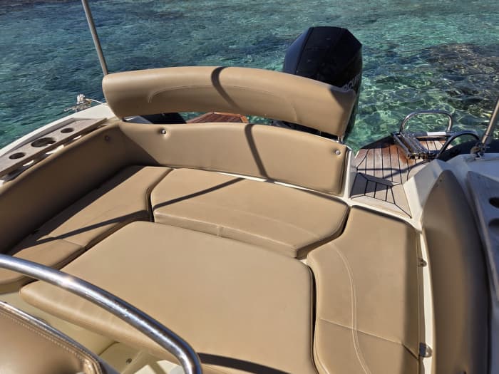 Boat trip through the coves of Menorca