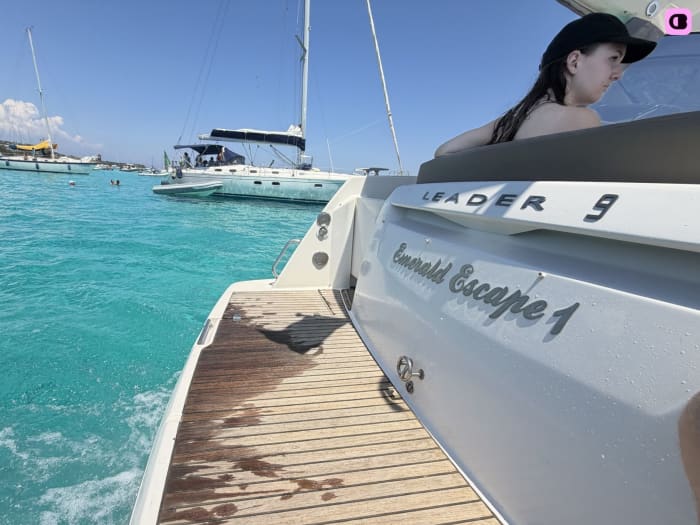 Luxus-Charter ab Poltu Quatu: Exklusives Privaterlebnis im Maddalena-Archipel