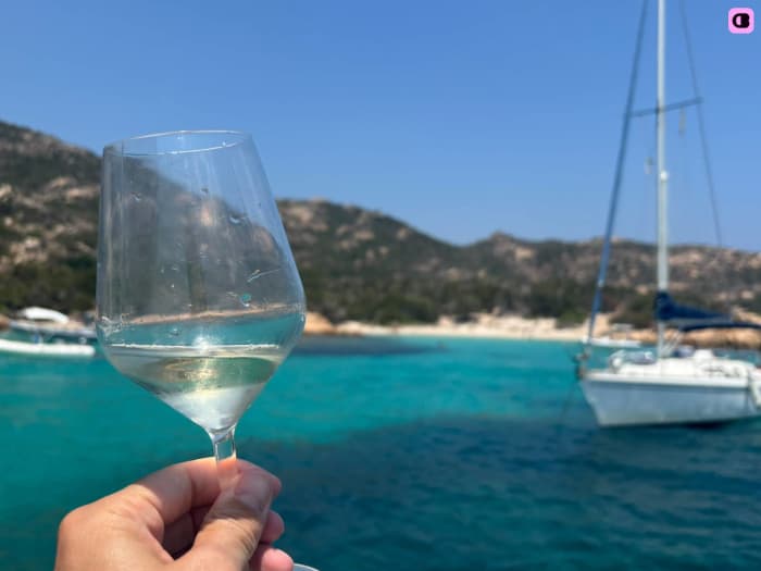 Luxury private boat trip from Porto Cervo – Corsica Premium Experience

Piana Islands - Lavezzi Islands - Cavallo Island