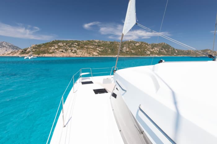 Desconecta en el catamarán más exclusivo de la Rías Baixas