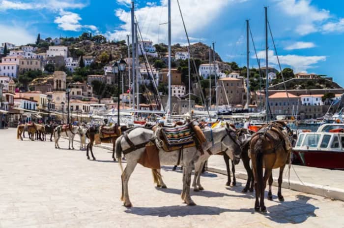 VIP cruises - Hydra island