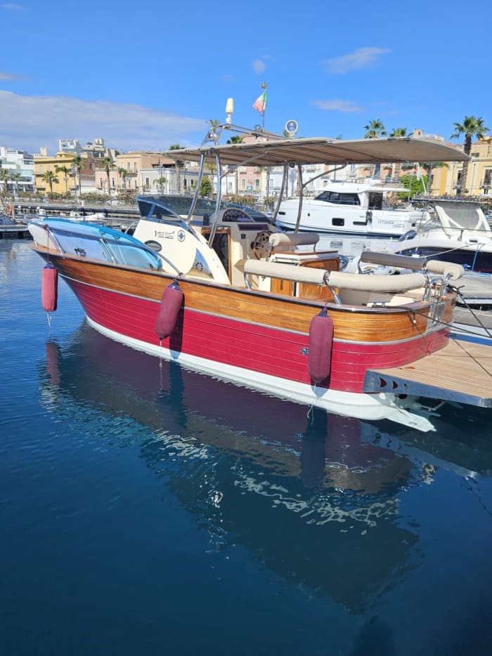 Luxus-Yachtcharter (3,5 Stunden): Authentische Entspannung und apulischer Stil