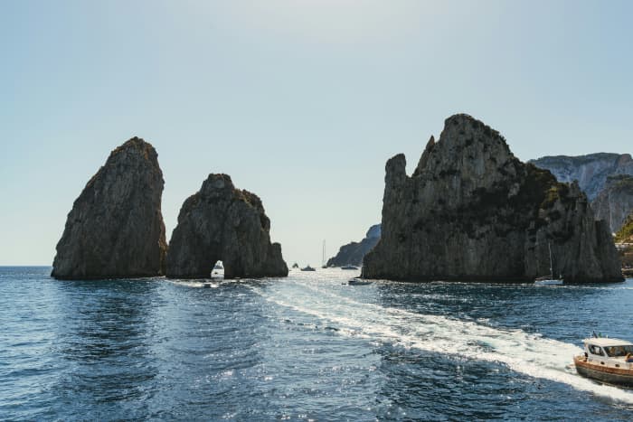 Capri Unbound: Your Private Bespoke Boat Experience