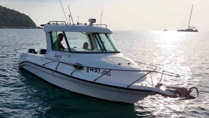 Privé-eiland Racha Island & Promthep Cape – Kristalhelder water & ontsnapping bij zonsondergang
