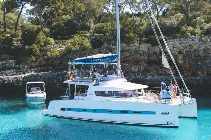 “Essences of Mallorca” – 4 Hours on a Bali 4.3 Catamaran