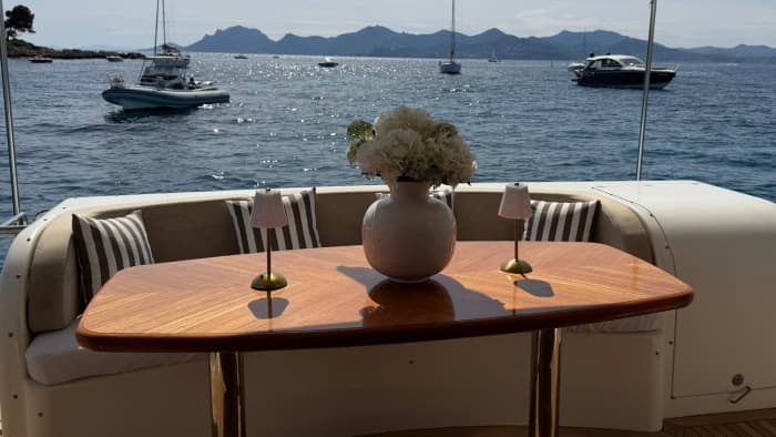 PALME Yacht 22m Half-Day