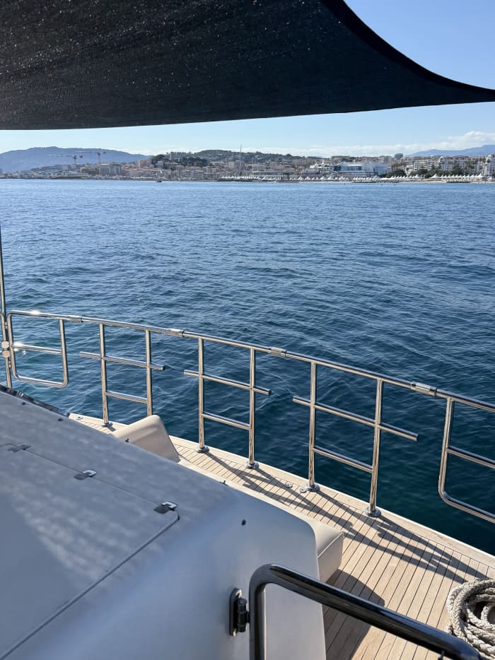 PALME Yacht 22m Half-Day