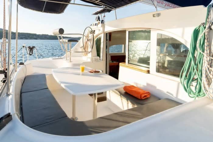 Half-day catamaran trip with skipper – French Riviera