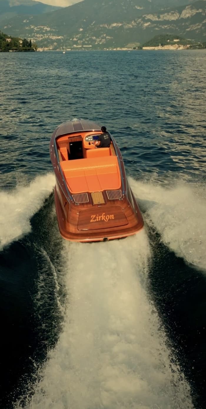 Lake Como Luxury Cruise – Views & Hidden Gems