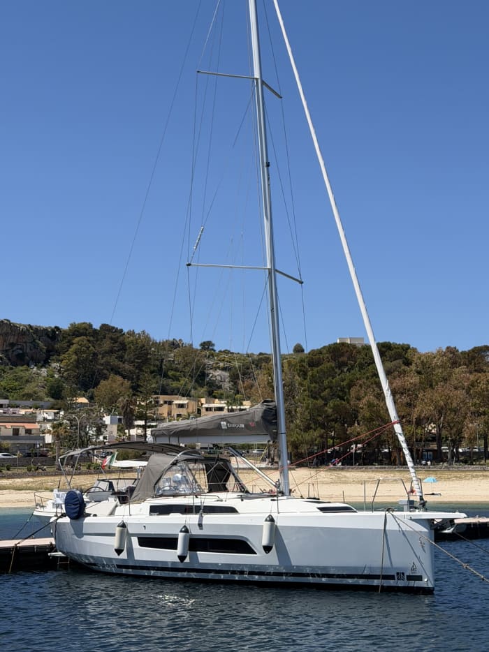 Full-Day Sailing & Sea Experience in the Zingaro Nature Reserve