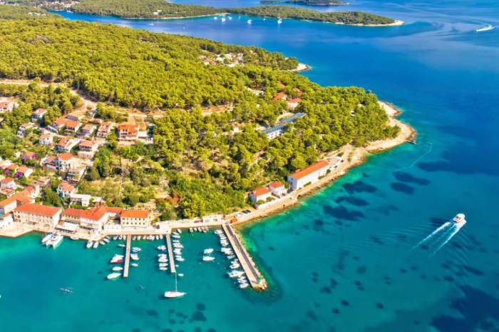 Makarska: Excursión privada matutina en lancha rápida a 3 islas con 5 paradas.