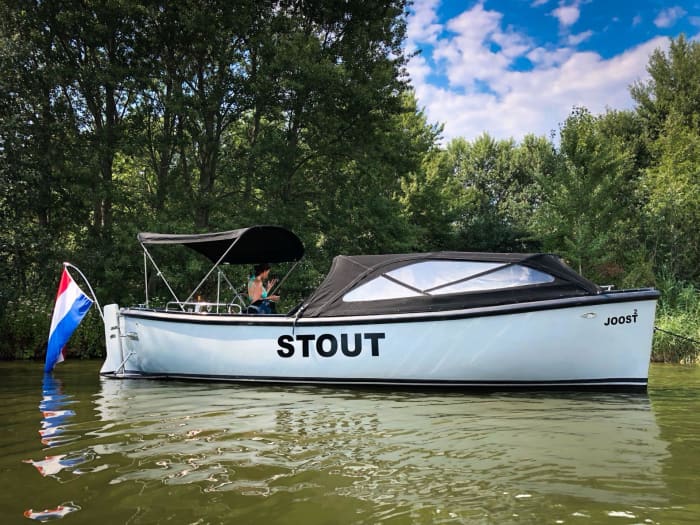 2-Hour Private Water Experience – Discover Sneek & the Lakes
